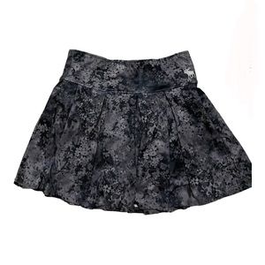 Athletic Abercrombie skirt ( size 15/16)